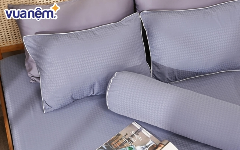 Bộ ga chun polyester gấm Amando Ellie đơn sắc 4 chi tiết Màu Xanh dương