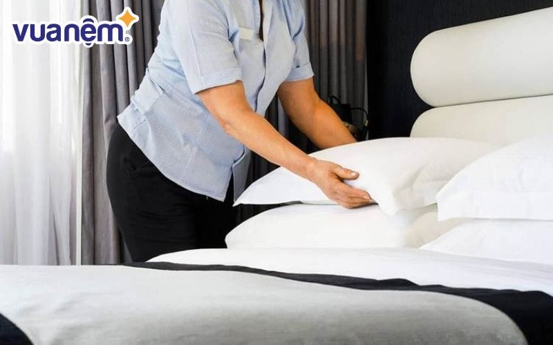 Trang bị, setup gối lông vũ khách sạn là lựa chọn rất thông minh