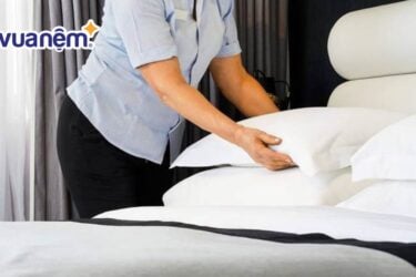 gối lông vũ khách sạn 5 sao