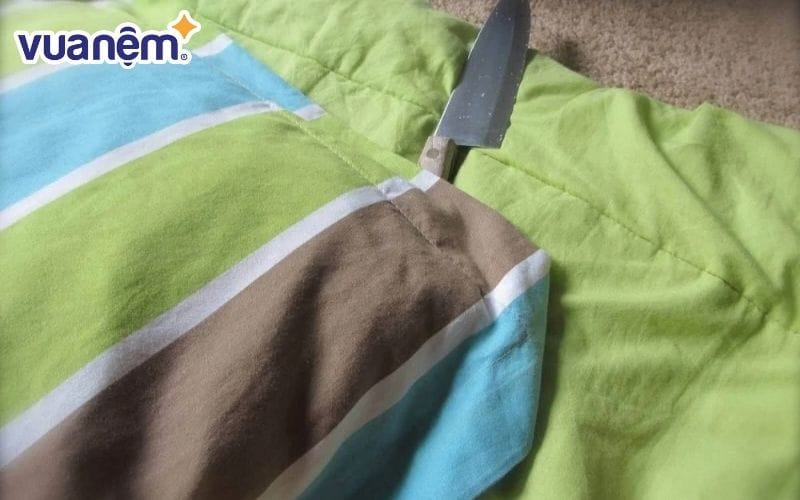 Đặt dao, kiếm, vũ khí trong phòng ngủ là một điều tối kỵ