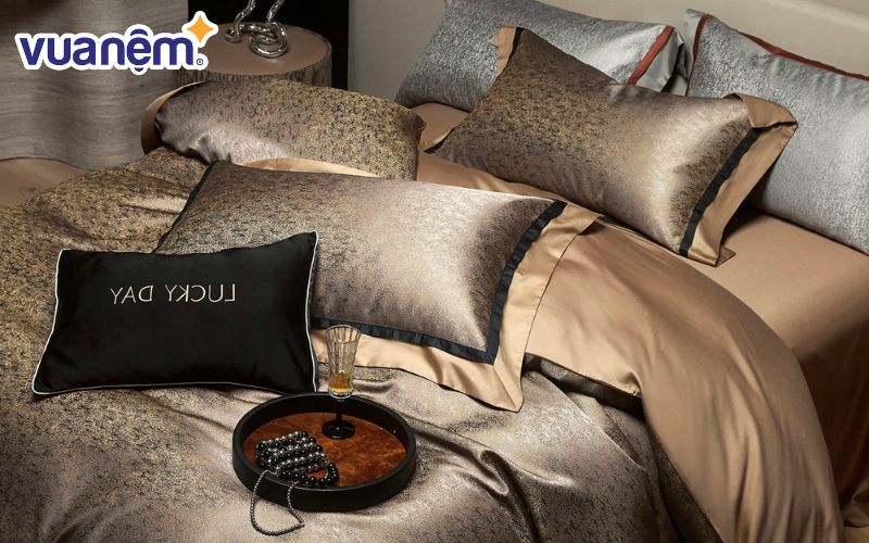 Chăn Ga Gối Nệm Mây House cung cấp đa dạng mẫu mã sản phẩm.