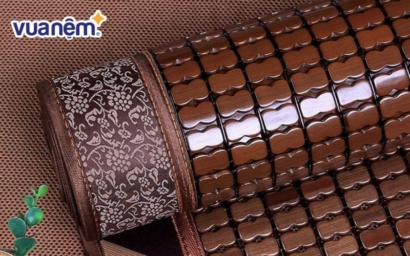 Bảo quản chiếu trúc đúng cách để không bị hỏng mắt chiếu hoặc ẩm mốc