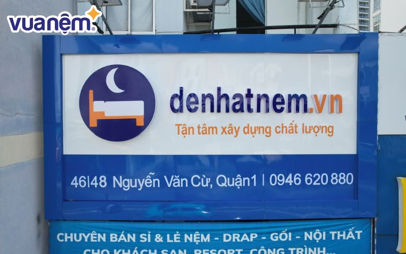 Cửa hàng Đệ Nhất Nệm nằm gần khu vực quận 4. 