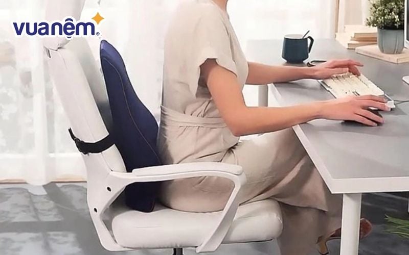 Gối tựa cao su non ngồi văn phòng
