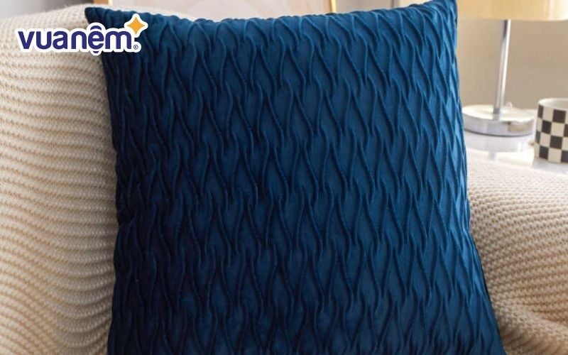 Gối tựa sofa vải nhung xanh da trời
