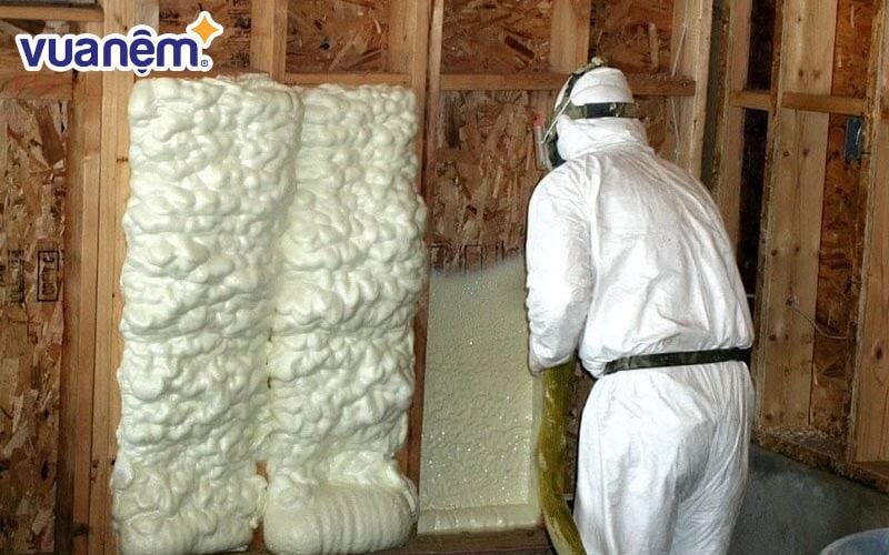 Foam chống cháy có nhiều ưu điểm nổi bật