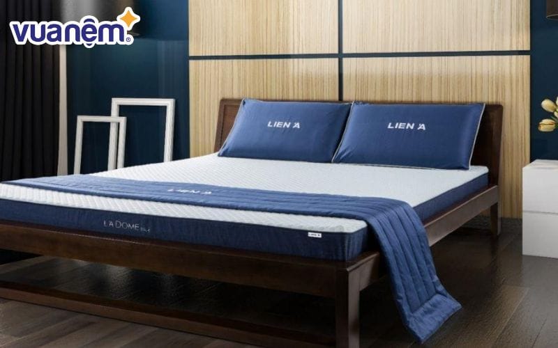 Khách hàng khi mua sắm tại đại lý Liên Á huyện Nhà Bè được cam kết sản phẩm chính hãng