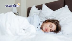 Tư thế nằm ngủ giúp giảm mỡ mặt hiệu quả bất ngờ