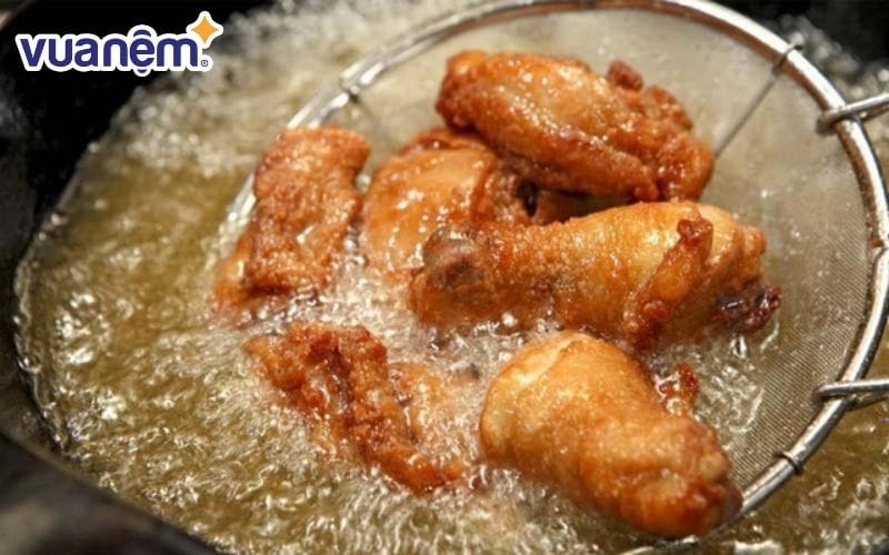 Hạn chế đối đa loại thức ăn nhiều dầu mỡ