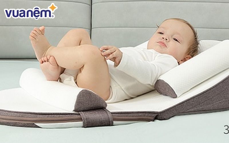 Gối chống trào ngược em bé có thể gấp gọn Aibedo