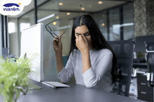 Hội chứng văn phòng –  office syndrome là gì? Nguyên nhân và cách điều trị