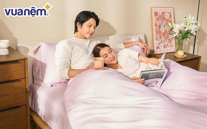 Không được đặt gương chiếu vào giường ngủ vợ chồng mới cưới