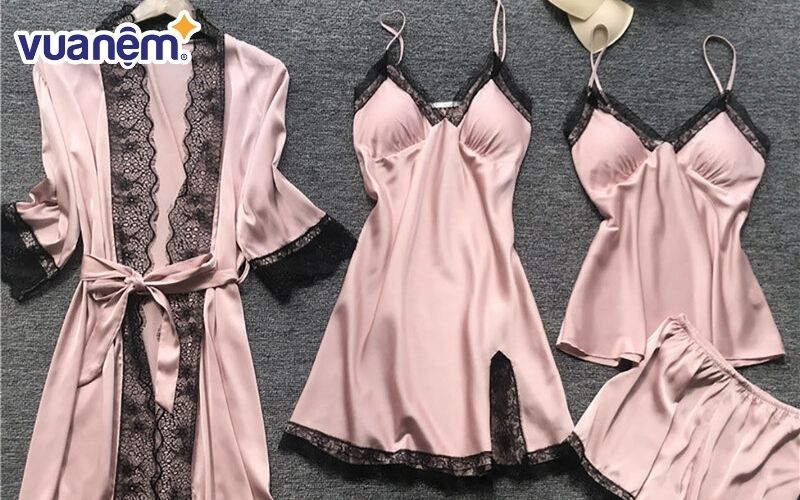 Những bộ váy gợi cảm sẽ giúp hâm nóng chuyện chăn gối vô cùng hiệu quả đấy