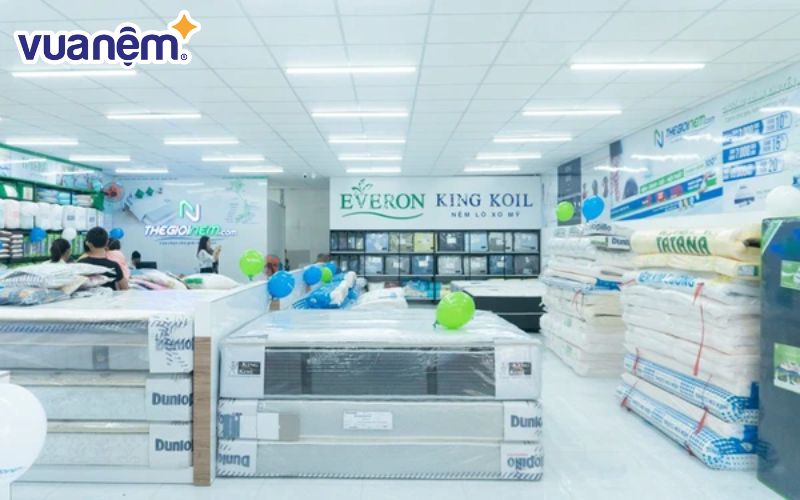 Cửa hàng Thế Giới Nệm nằm gần khu vực Thuận An