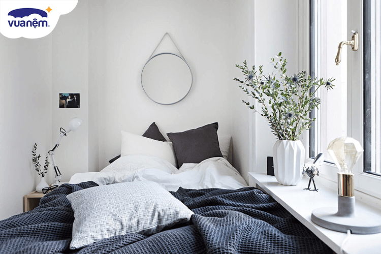 6 Ý tưởng trang trí phòng ngủ bình dân đẹp và ấn tượng - Vua Nệm