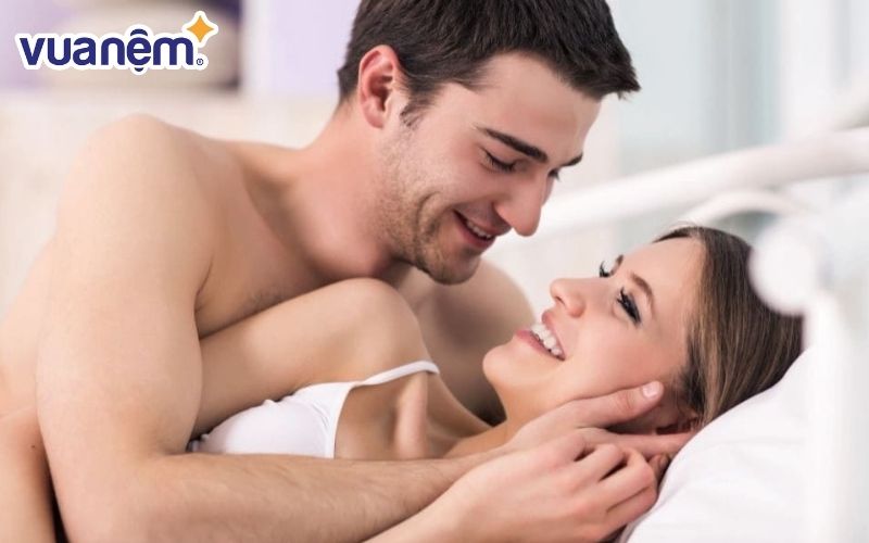 Đừng ngần ngại thử những cuộc yêu bằng miệng với người bạn đời của mình để hâm nóng chuyện chăn gối