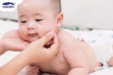Cách chăm sóc làn da cho trẻ sơ sinh