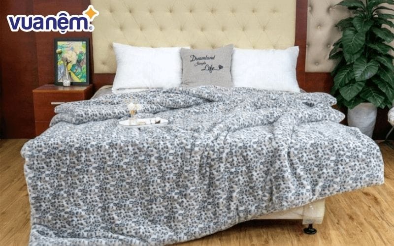 Chăn lông chồn Amando Warm