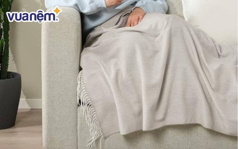 Chăn mền du lịch giúp bạn có giấc ngủ ngon và ấm áp hơn trong chuyến đi