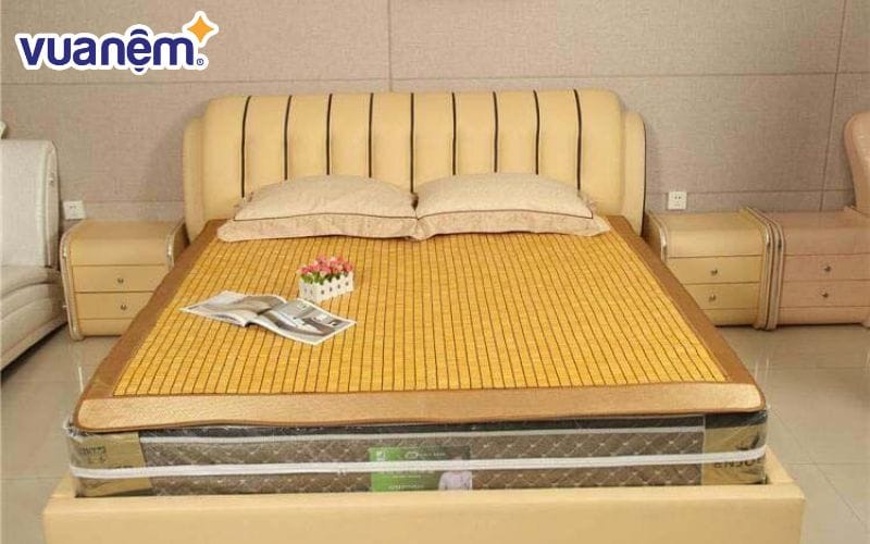 Chiếu trúc có rất nhiều loại, luôn là một trong những sự lựa chọn của các gia đình tại mùa hè