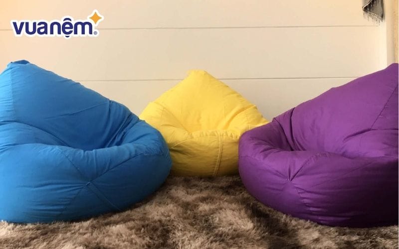 Gối hạt xốp thường được thiết kế êm ái, có độ đàn hồi cao