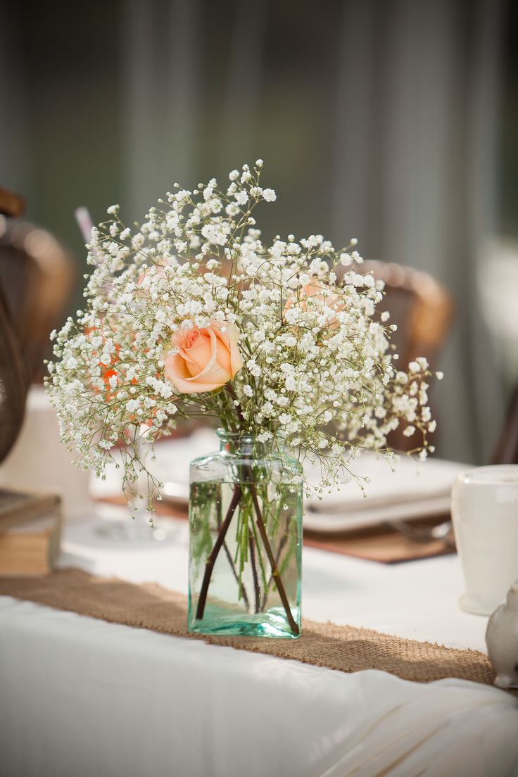 hoa cưới để bàn nhỏ