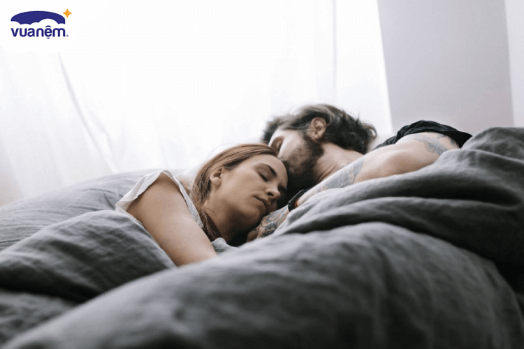 chọn màu chăn ga hợp tuổi vợ chồng