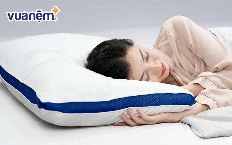 Ưu điểm lớn nhất của ruột gối Microfiber đó chính là mang đến cảm giác thoải mái khi nằm
