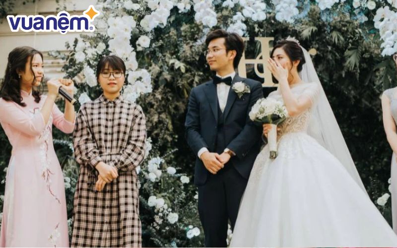 Tục trải chiếu cưới có mối liên hệ mật thiết với tục thám trinh