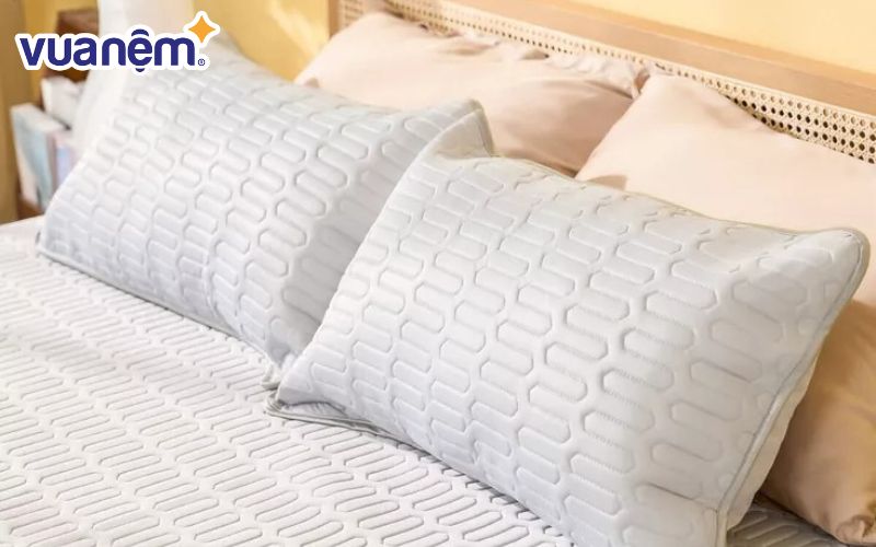 Trên thị trường có rất nhiều loại chiếu điều hòa cao cấp với những chất liệu và kiểu dáng khác nhau