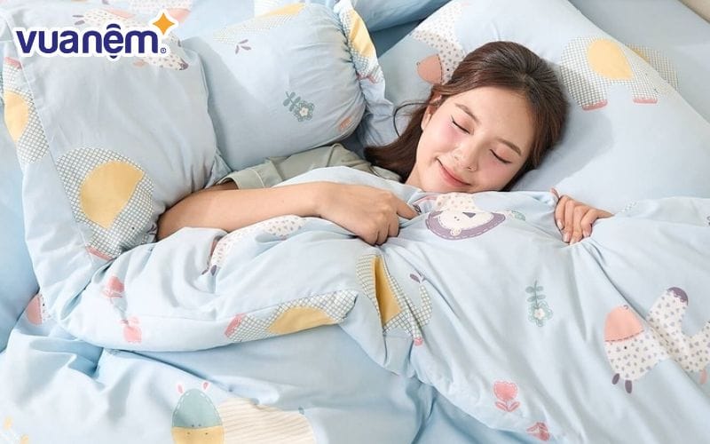 Sử dụng nệm, gối và chăn ga phù hợp để nâng cao chất lượng giấc ngủ