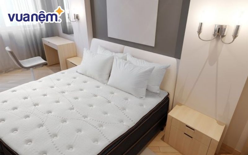 Đệm bông cao cấp Raymond