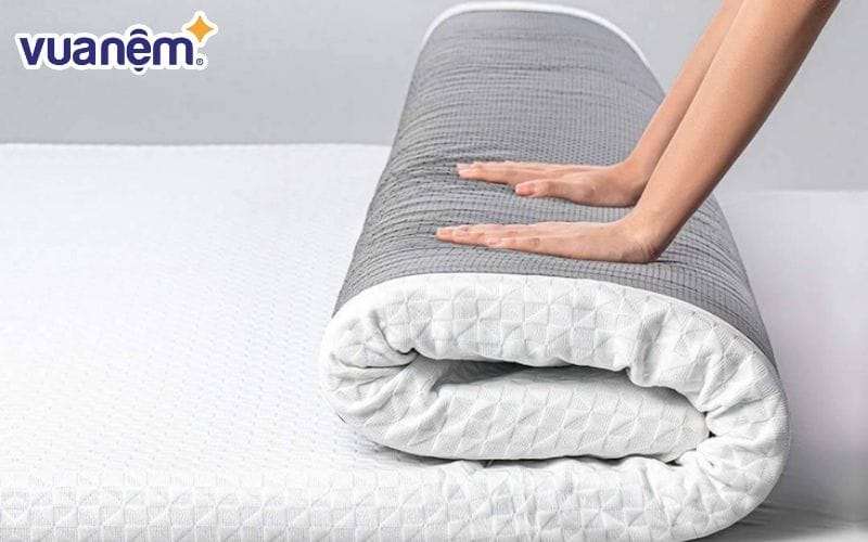 Chọn topper dễ tháo rời để vệ sinh