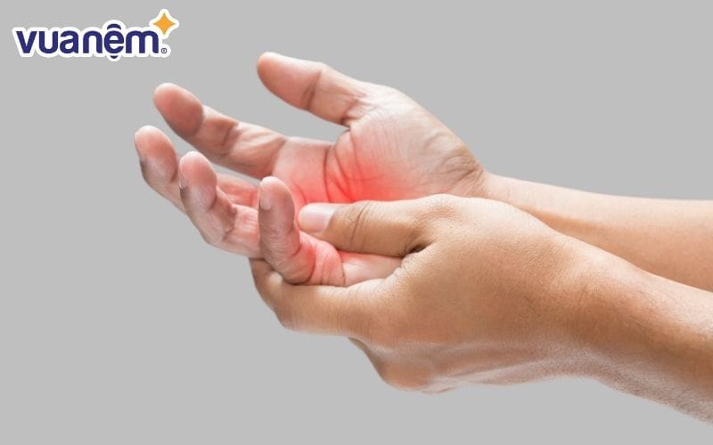 Ngủ không gối gây ra hiện tượng tê tay