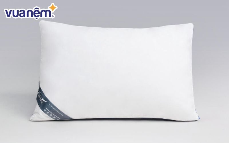 Doona Microfiber là lựa chọn hợp lý nếu bạn muốn một chiếc gối mềm dịu nhưng vẫn đảm bảo sự nâng đỡ vừa phải.