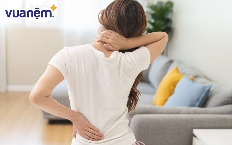 Có nên ngủ không gối - Ngủ không gối khiến bạn đau cổ vai gáy khi thức dậy