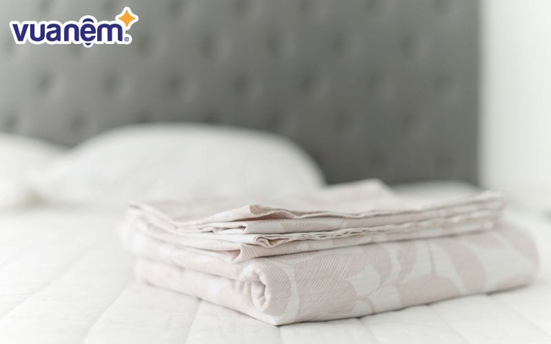 Ga giường có cấu tạo từ vải linen rất thoáng máng phù hợp cho nhiều mùa trong năm