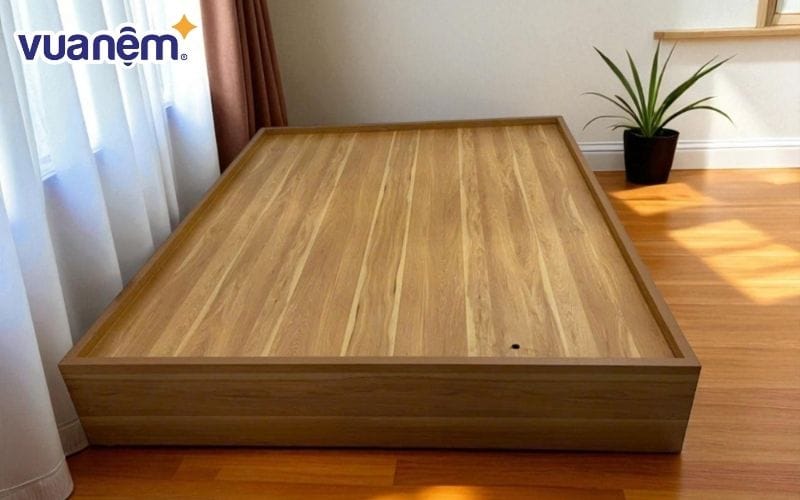 Khung giường là bộ phận quyết định độ chắc chắn và an toàn khi sử dụng giường hộp