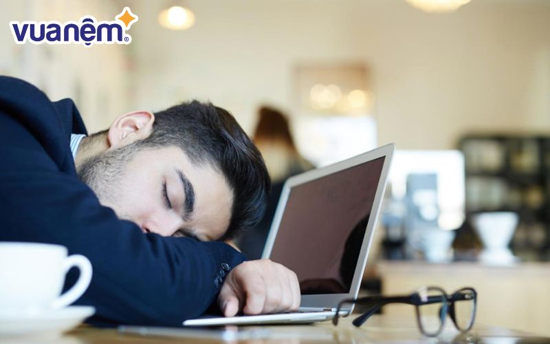 Sẽ ra sao nếu bạn không ngủ 6 tiếng
