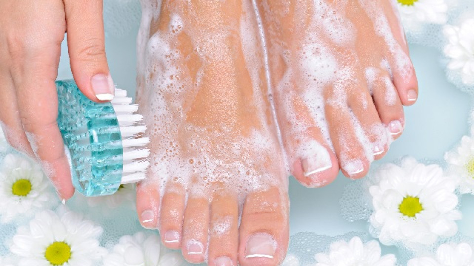 lợi ích rửa chân trước khi ngủ