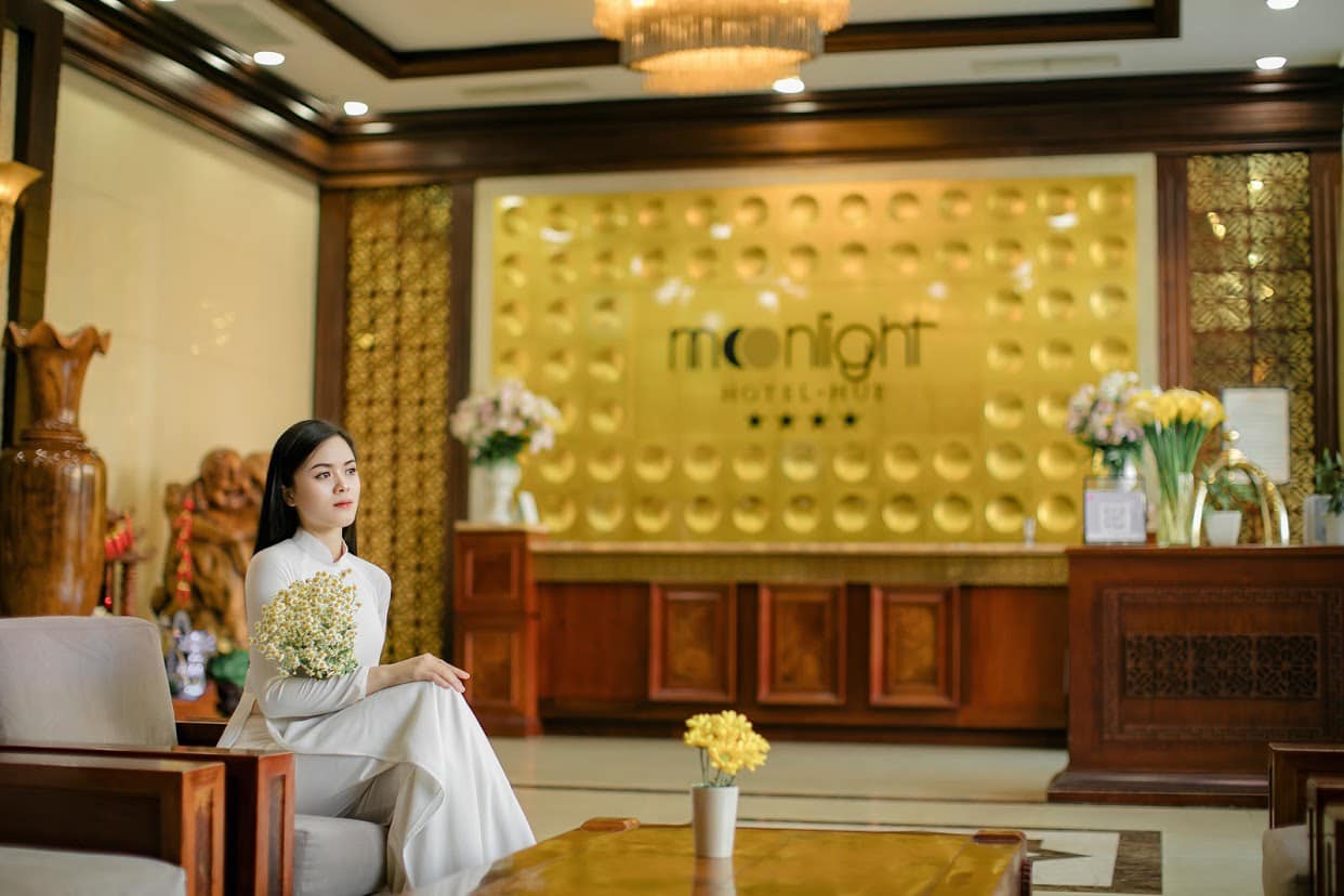 moonlight hotel huế