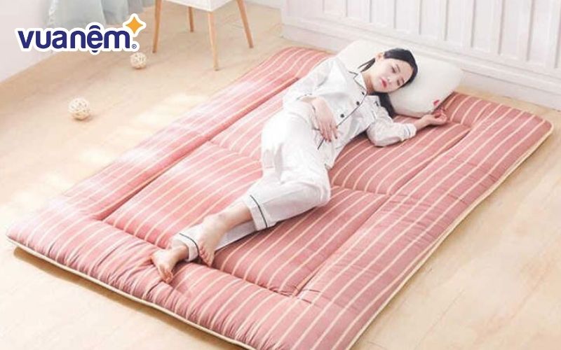 Đảm bảo trải nệm nằm đất vẫn hỗ trợ nâng đỡ cơ thể một cách tối ưu