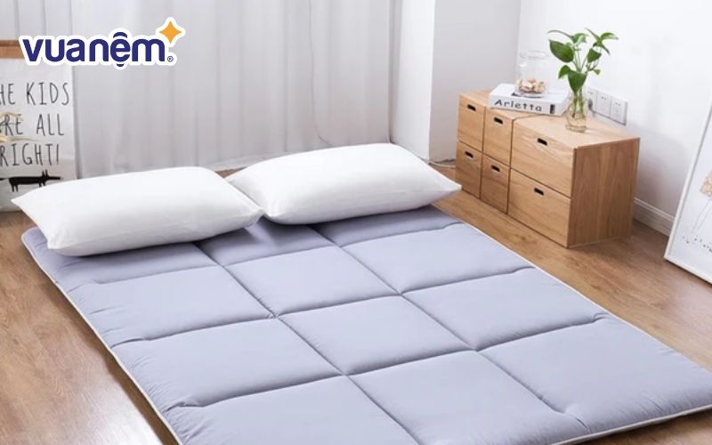 Ưu tiên đệm nằm đất gấp gọn để tiện lợi di chuyển