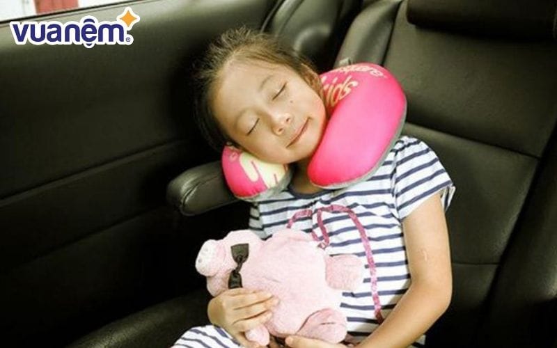 Gối du lịch phù hợp với trẻ nhỏ