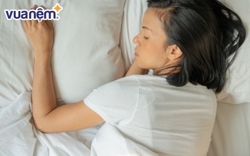 Gối nêm hạn chế tình trạng ợ chua rất hiệu quả