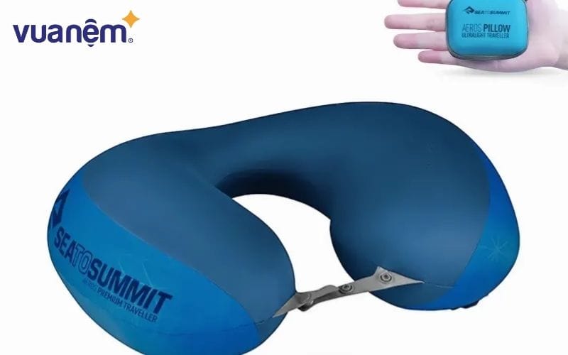 Gối hơi du lịch Sea to Summit được đánh giá cao