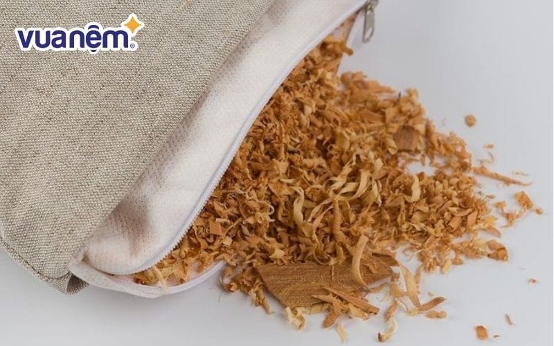 Gối ngải cứu có ruột gối là ngải cứu được xử lý an toàn