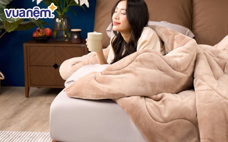 Mền nhung đa dạng màu sắc