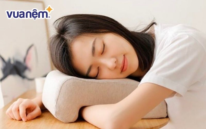 Gối kê tay đơn thường dành cho 1 người nằm