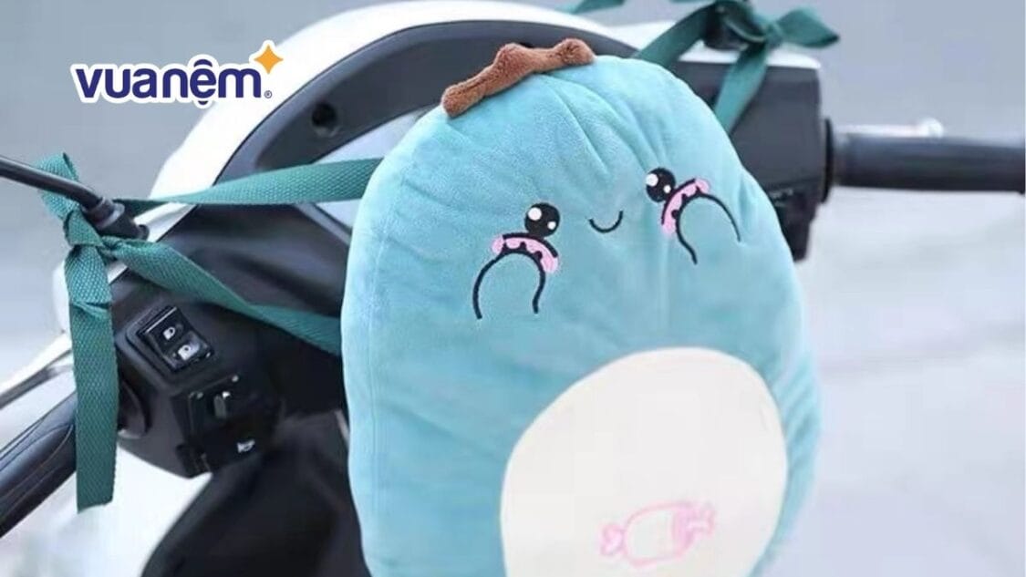 gối đi xe cho bé